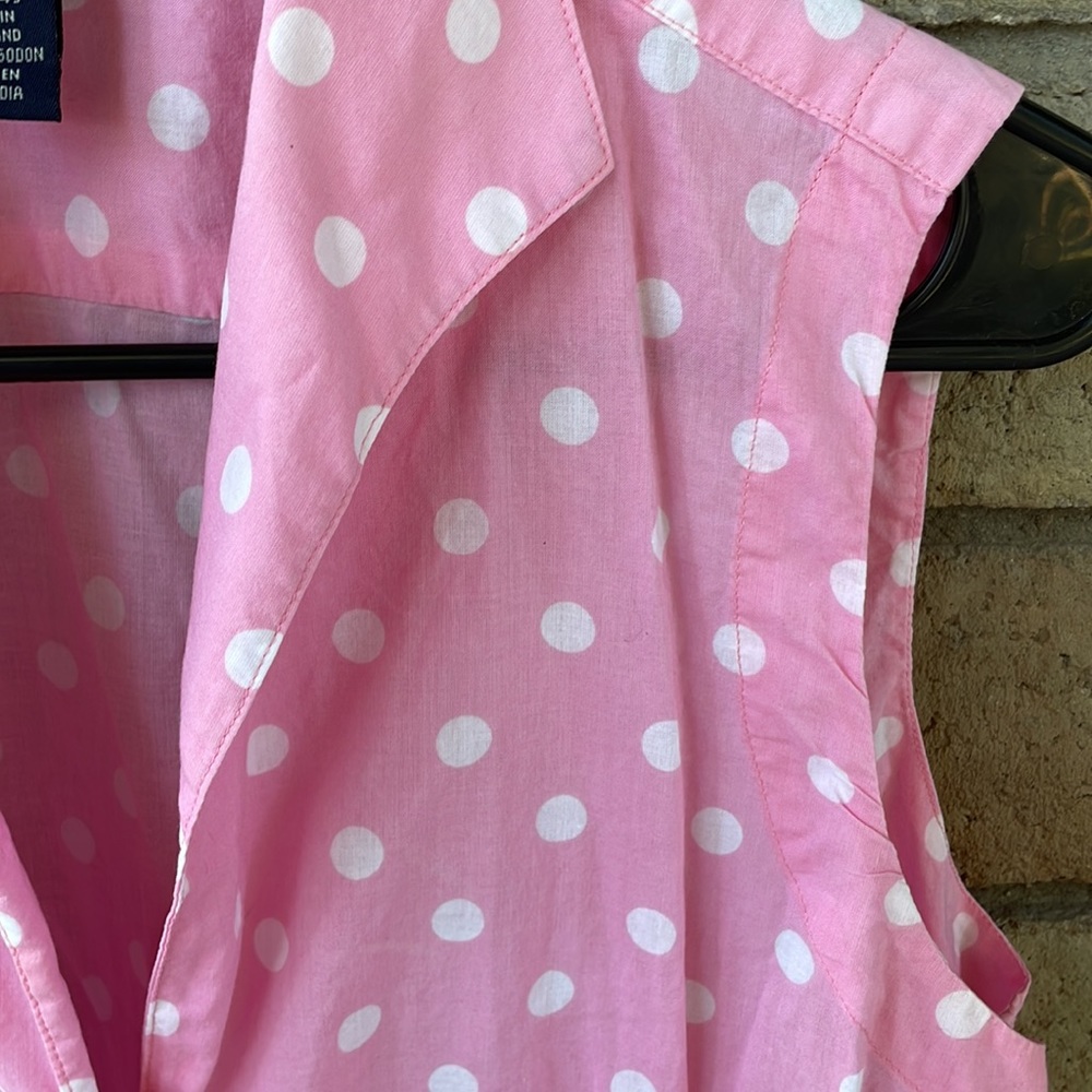 JONES NEW YORK SIGNATURE BARBIE PINK POLKA DOT SLEEVELESS SHIRT - Picture 2 of 8